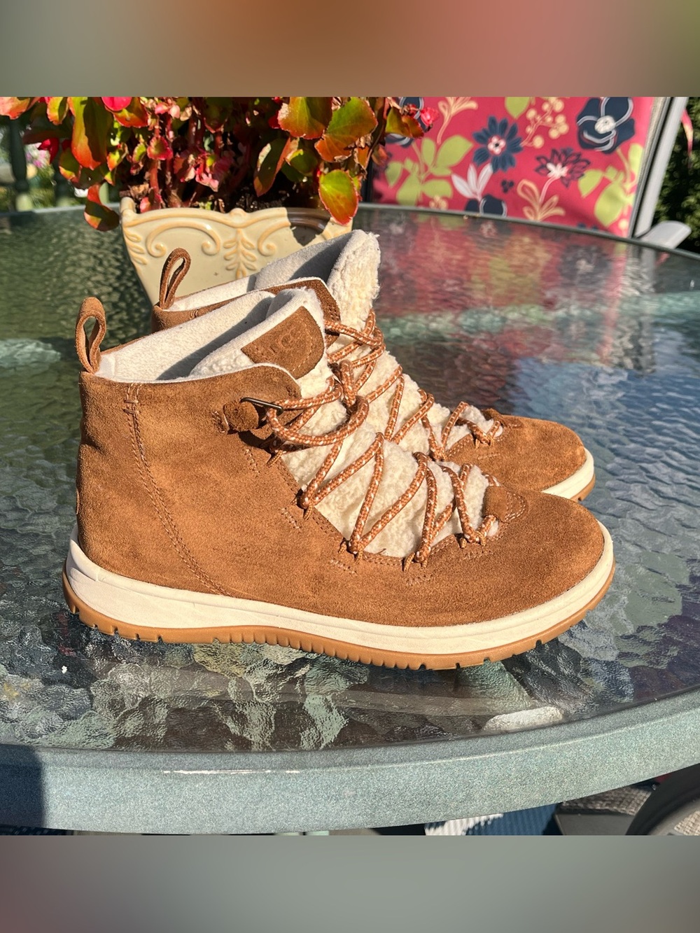 Ugg Highland Sneaker Boot Chestnut Brown Suede Sherpa Womens Size 8M